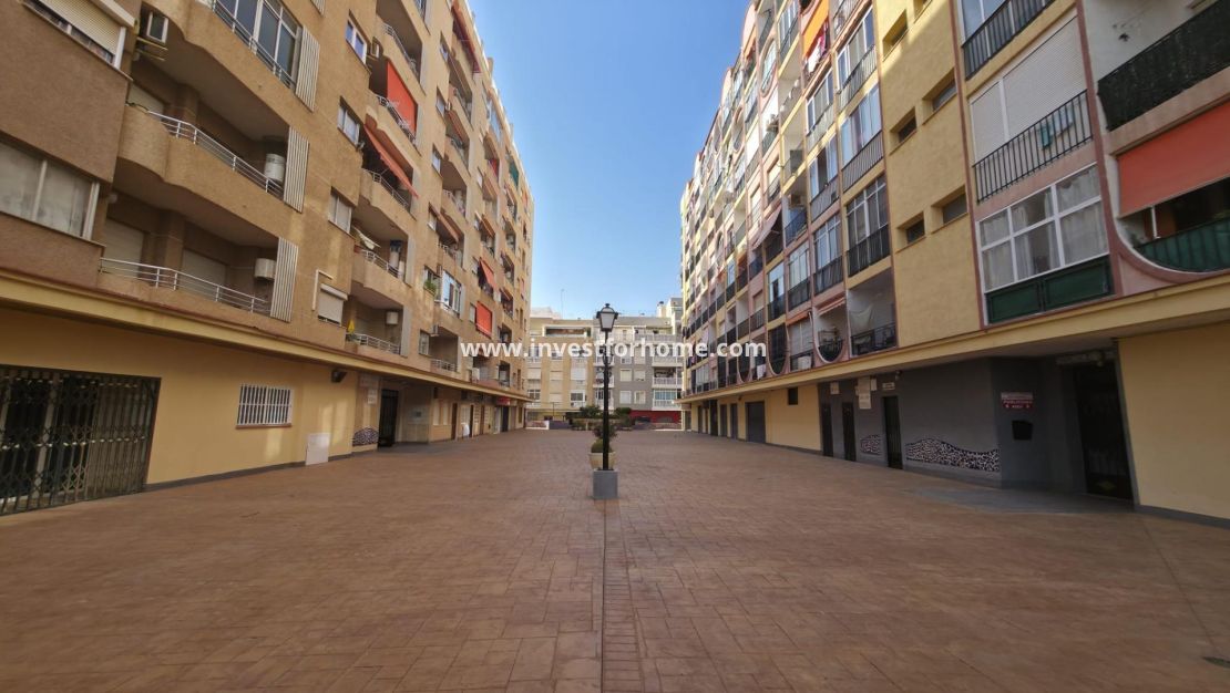 Verkoop - Appartement - Torrevieja - Playa del Cura