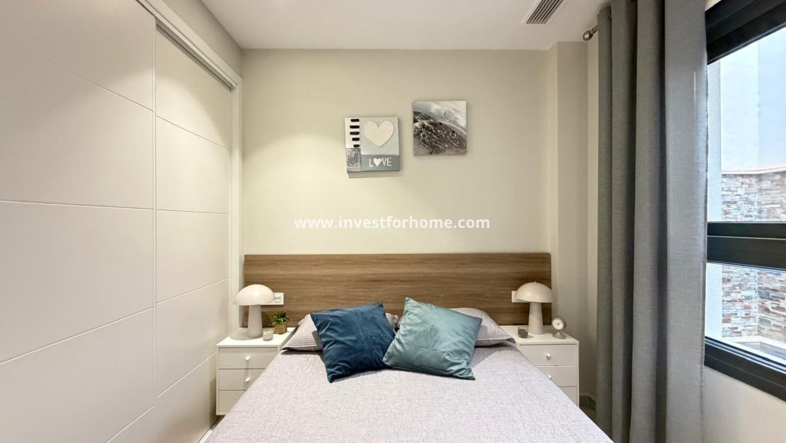 Verkoop - Appartement - Torrevieja - Playa del Cura