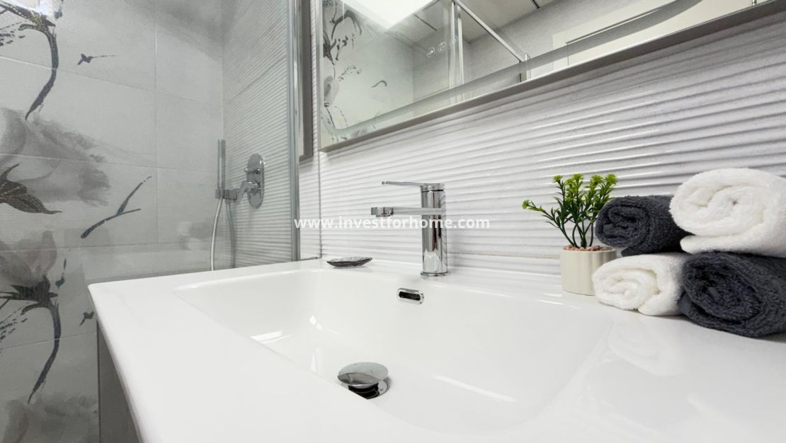 Verkoop - Appartement - Torrevieja - Playa del Cura