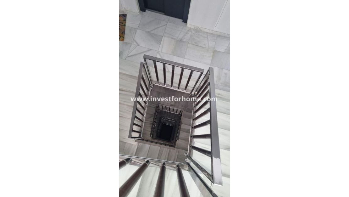 Verkoop - Appartement - Torrevieja - Playa del Cura