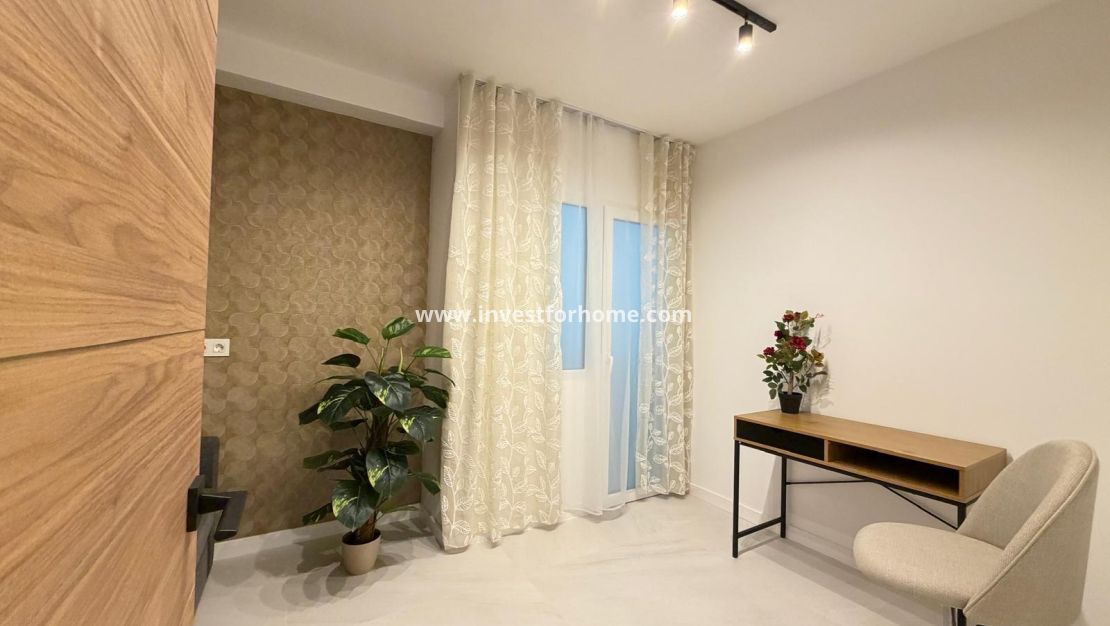 Verkoop - Appartement - Torrevieja - Playa del Cura