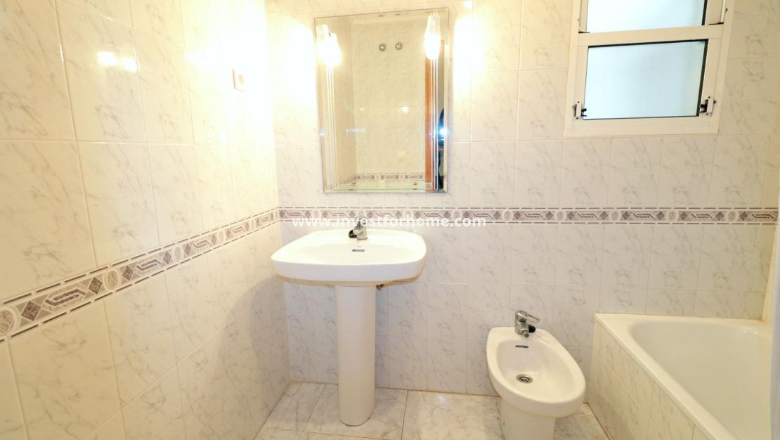 Verkoop - Appartement - Torrevieja - Playa del Cura
