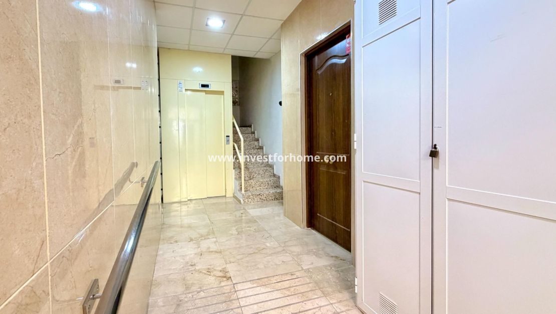 Verkoop - Appartement - Torrevieja - Playa del Cura