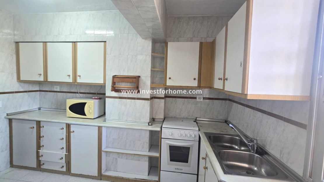 Verkoop - Appartement - Torrevieja - Puerto Deportivo Marina Salinas