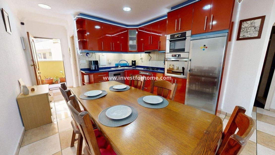 Verkoop - Appartement - Torrevieja - Puerto Deportivo