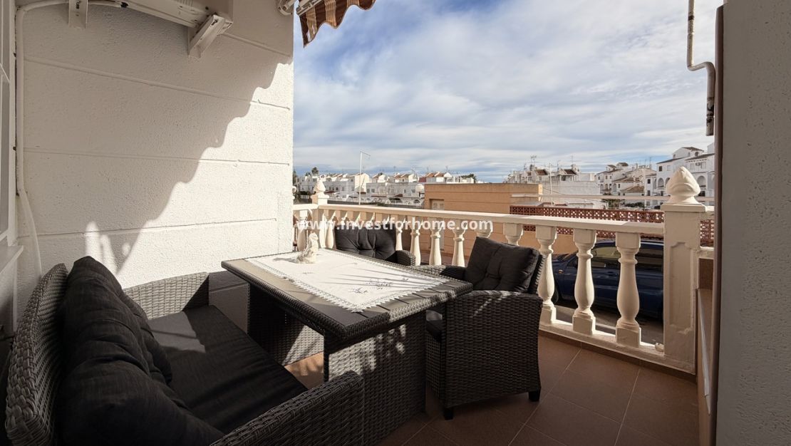 Verkoop - Appartement - Torrevieja - Urb. Calas Blancas III