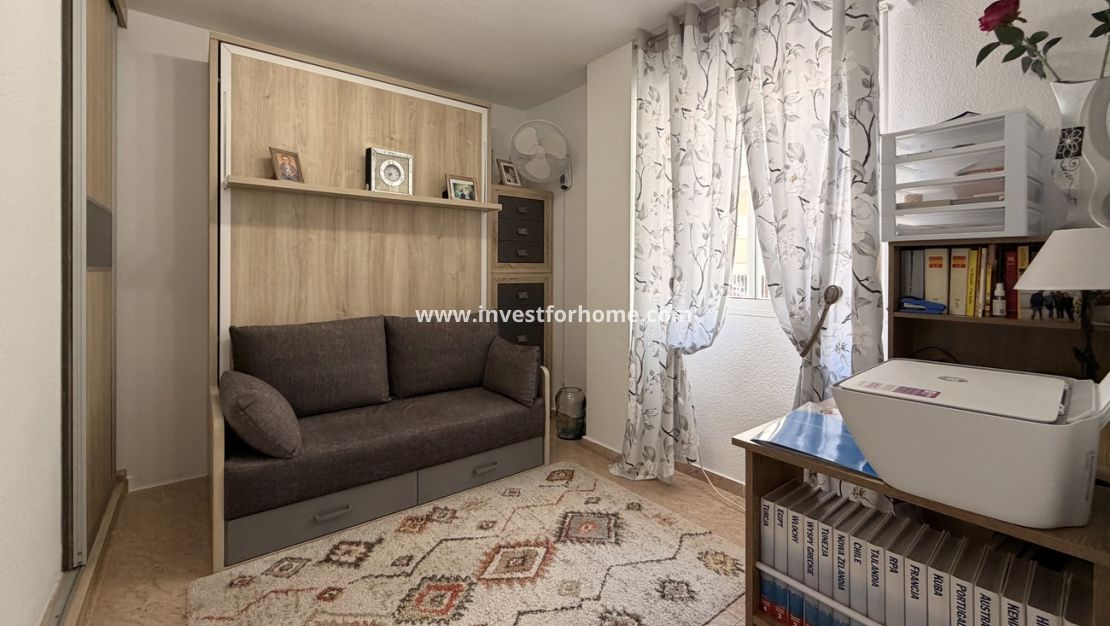 Verkoop - Appartement - Torrevieja - Urb. Calas Blancas III