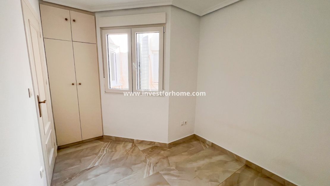 Verkoop - Appartement - Torrevieja
