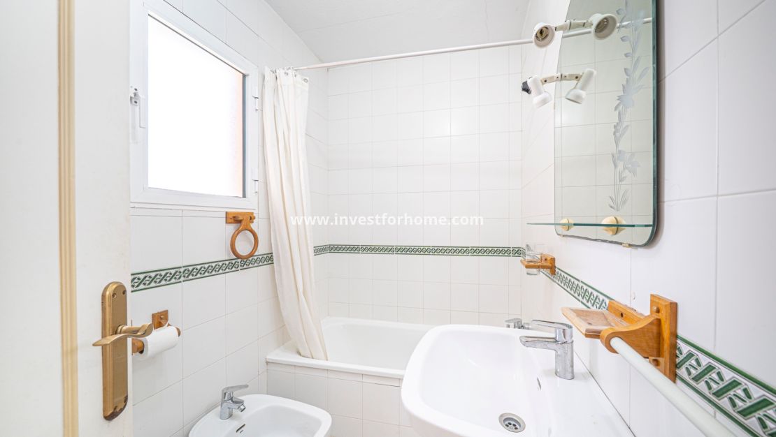 Verkoop - Appartement - Torrevieja
