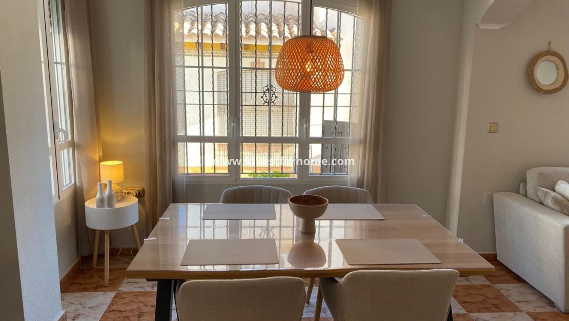 Verkoop - Bungalow - Lomas de Caboroig - Costa Blanca