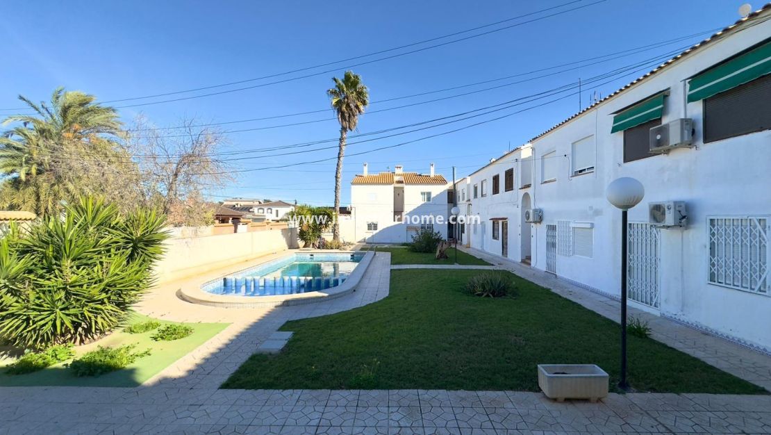 Verkoop - Bungalow - Orihuela Costa - Cabo Roig