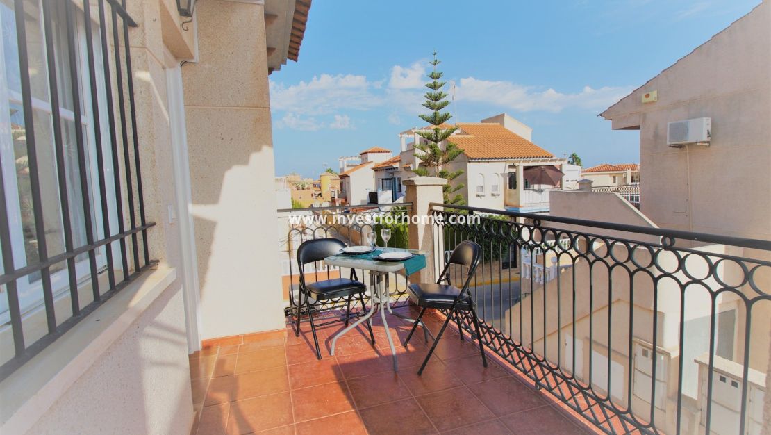 Verkoop - Bungalow - Orihuela Costa - Costa Blanca