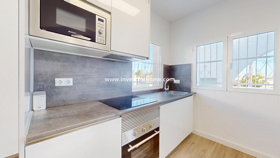 Verkoop - Bungalow - Orihuela Costa - Costa Blanca