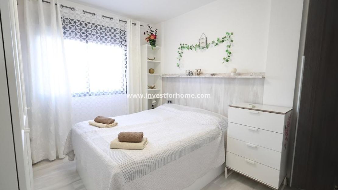 Verkoop - Bungalow - Orihuela Costa - Costa Blanca