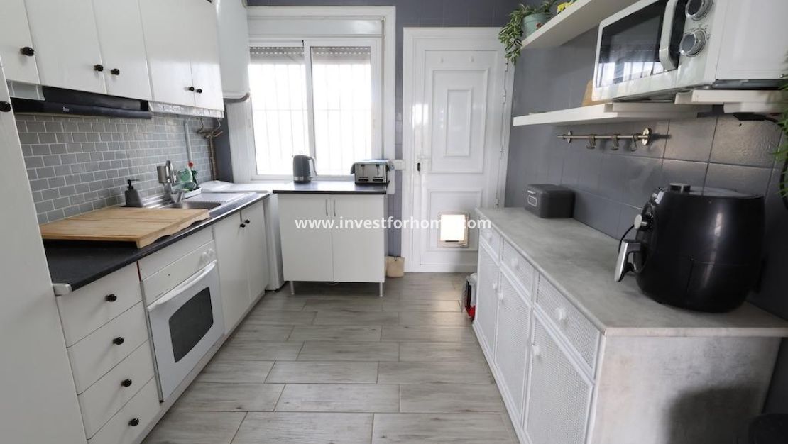 Verkoop - Bungalow - Orihuela Costa - Costa Blanca