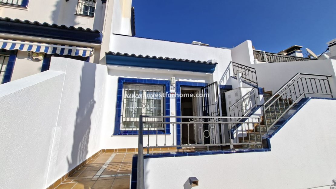 Verkoop - Bungalow - Orihuela Costa - Costa Blanca