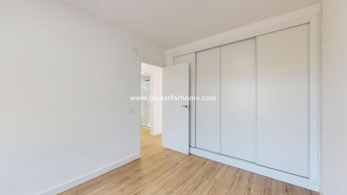 Verkoop - Bungalow - Orihuela Costa - Costa Blanca