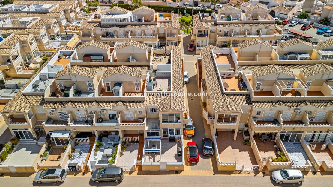 Verkoop - Bungalow - Orihuela Costa - Costa Blanca