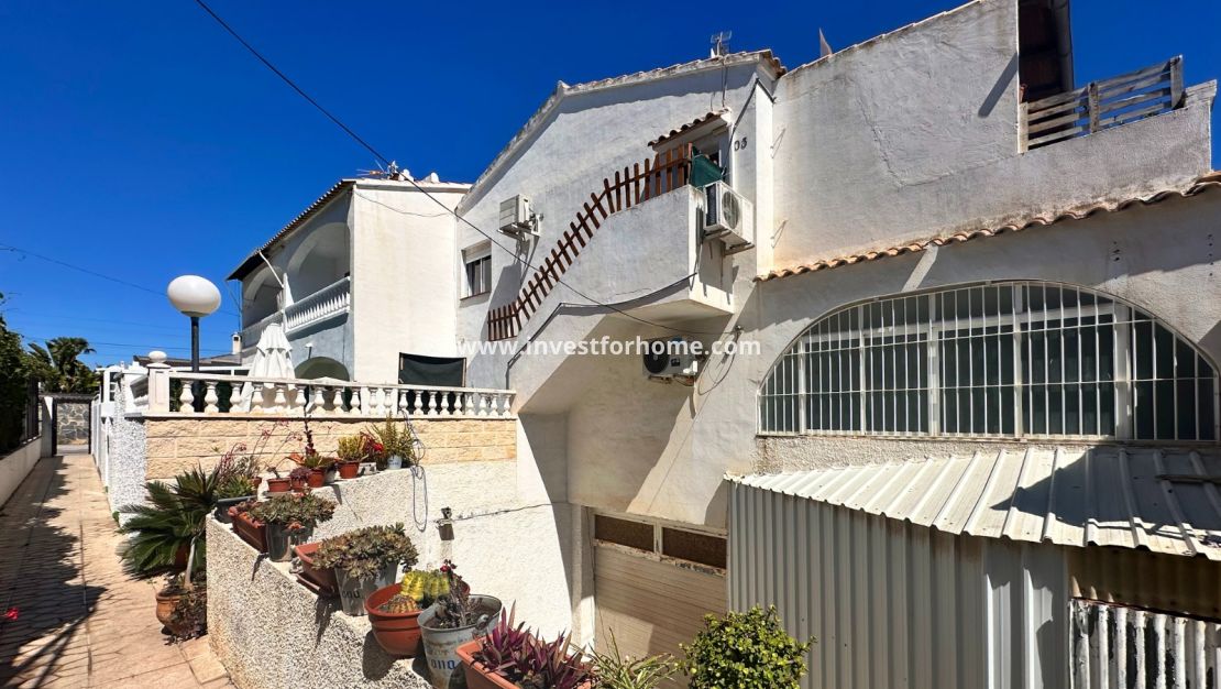 Verkoop - Bungalow - Orihuela Costa - Costa Blanca
