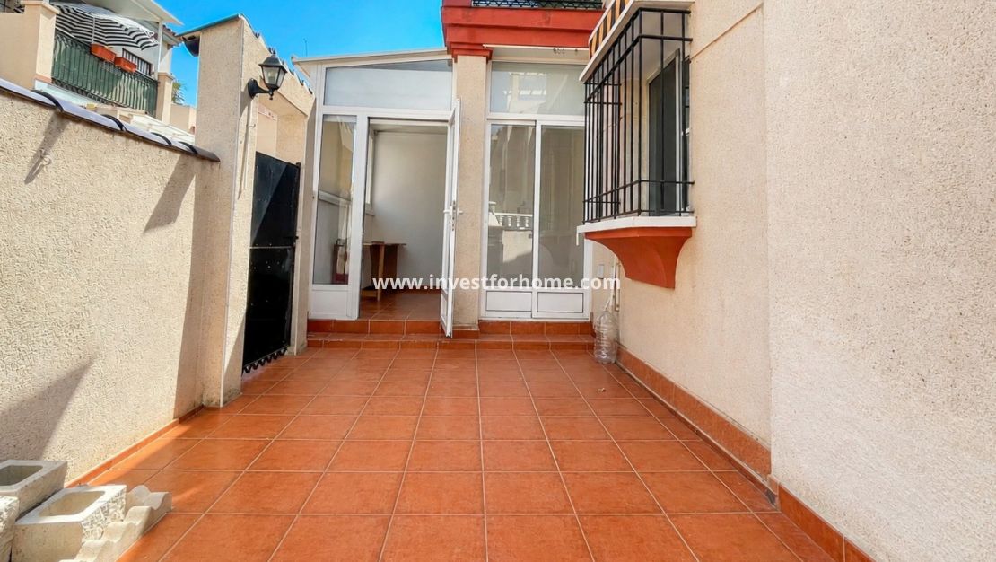 Verkoop - Bungalow - Orihuela Costa - Costa Blanca