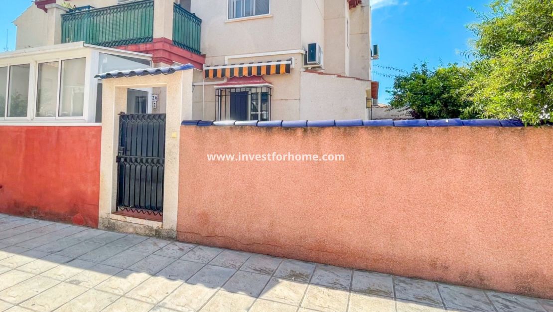 Verkoop - Bungalow - Orihuela Costa - Costa Blanca