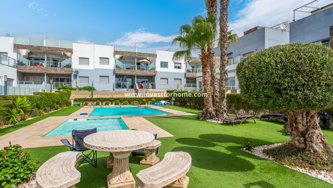 Verkoop - Bungalow - Orihuela Costa - Costa Blanca