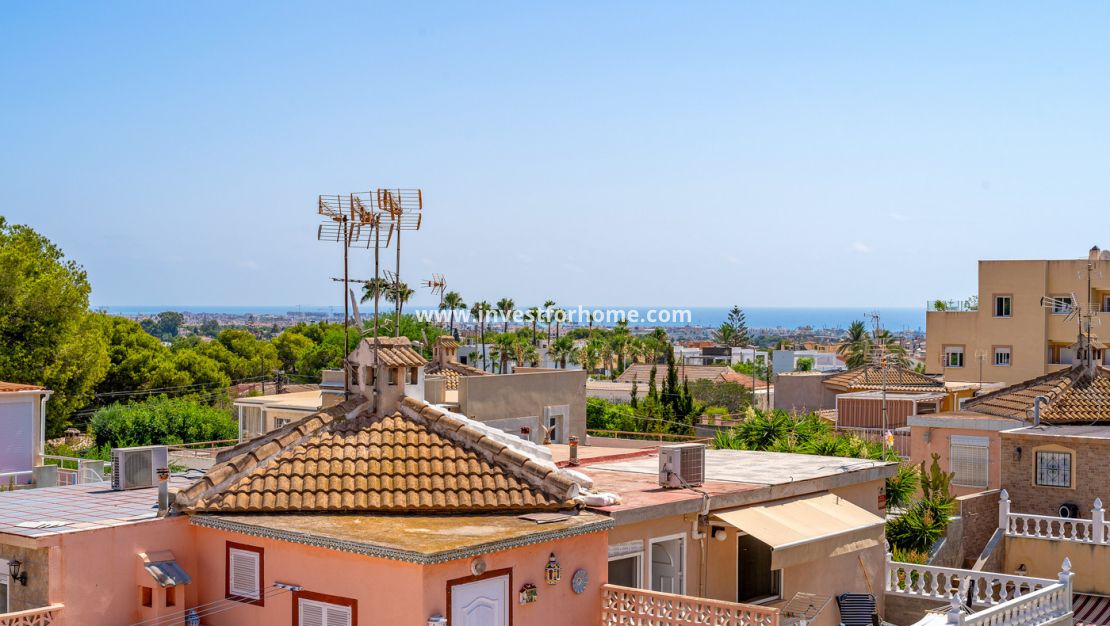 Verkoop - Bungalow - Orihuela Costa - Costa Blanca