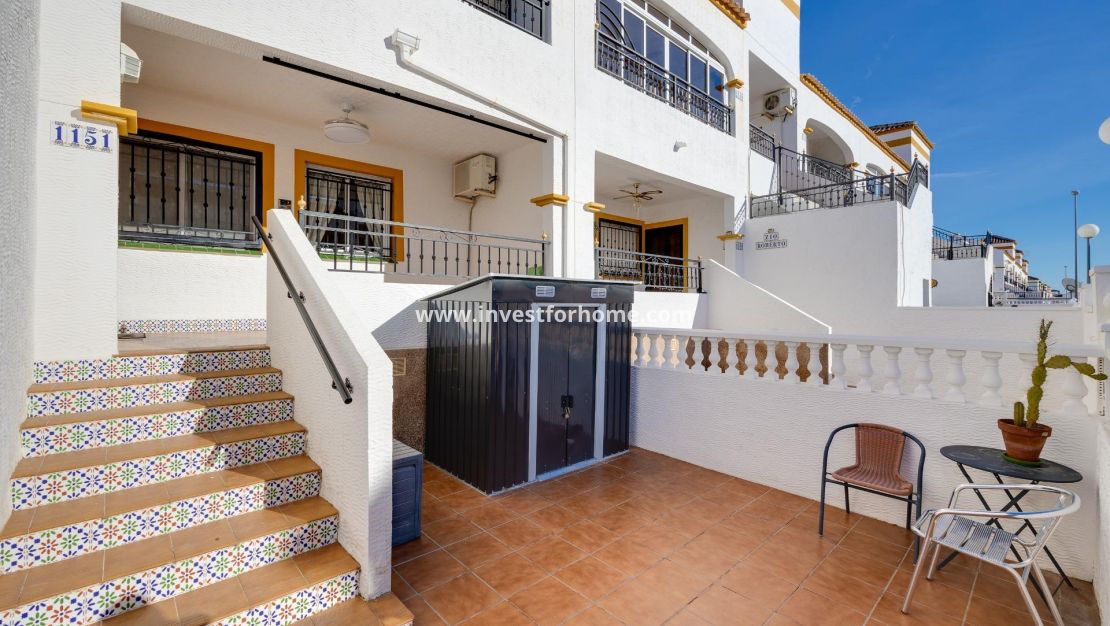 Verkoop - Bungalow - Orihuela Costa - Desamparados-hurchillo-torremendo