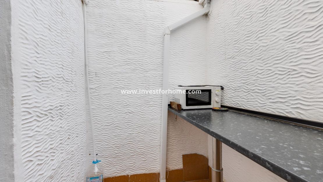 Verkoop - Bungalow - Orihuela Costa - Desamparados-hurchillo-torremendo