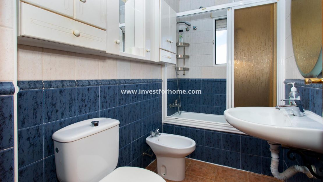 Verkoop - Bungalow - Orihuela Costa - Punta Prima