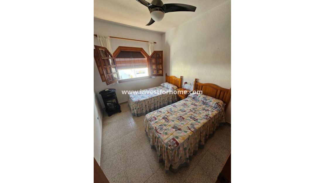 Verkoop - Bungalow - Pilar de la Horadada - Costa Blanca