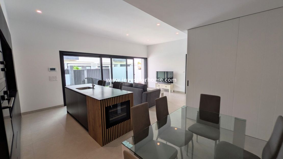 Verkoop - Bungalow - Pilar de la Horadada - Costa Blanca