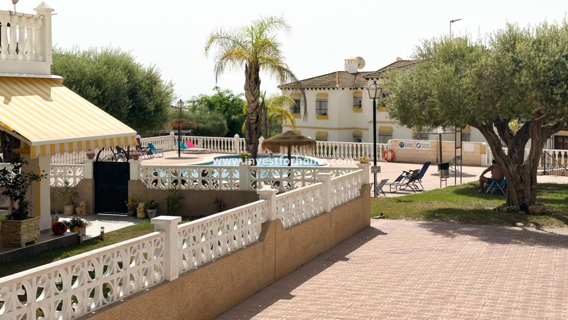 Verkoop - Bungalow - San Miguel de Salinas - Inland