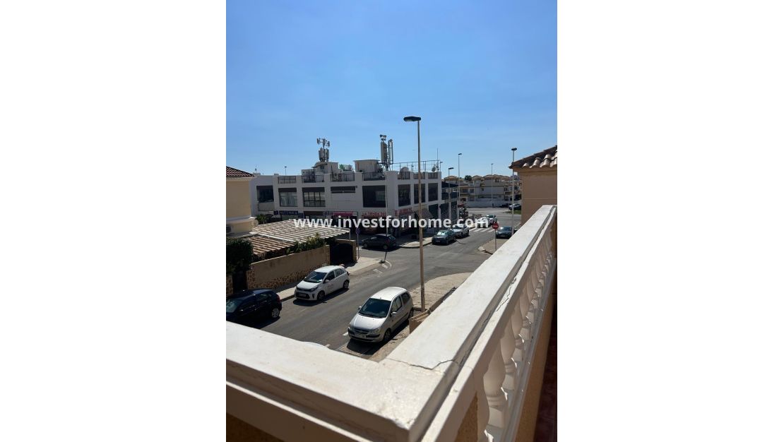 Verkoop - Bungalow - Torrevieja - aguas nuevas