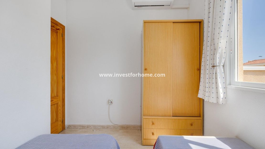 Verkoop - Bungalow - Torrevieja - aguas nuevas
