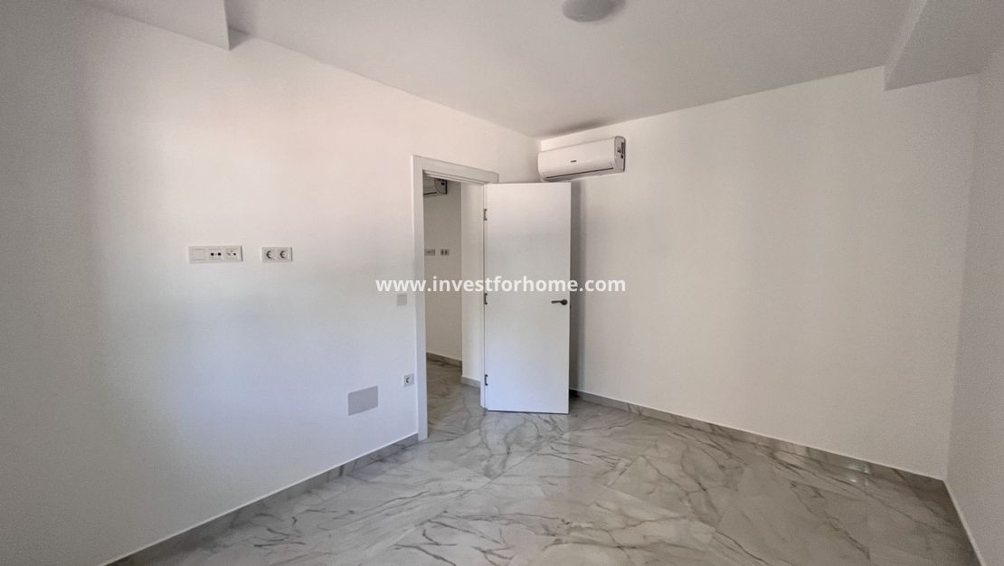 Verkoop - Bungalow - Torrevieja - Centro