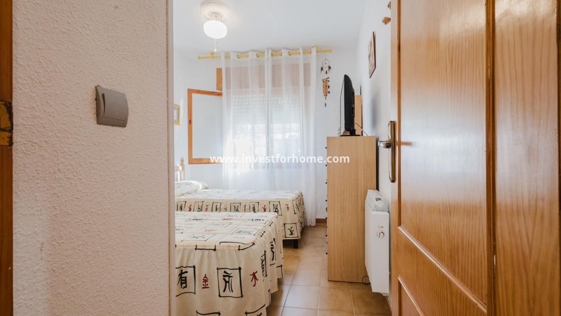 Verkoop - Bungalow - Torrevieja - El Acequión - Los Náufragos
