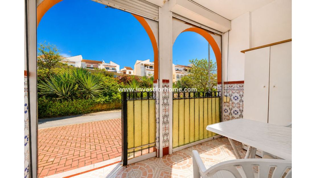 Verkoop - Bungalow - Torrevieja - El Acequión - Los Náufragos