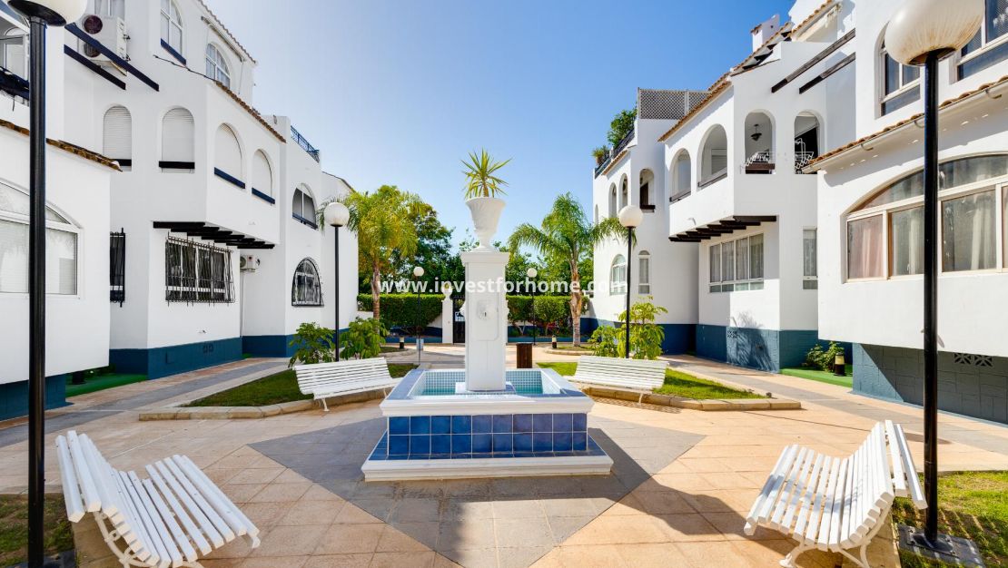 Verkoop - Bungalow - Torrevieja - El Acequión - Los Náufragos