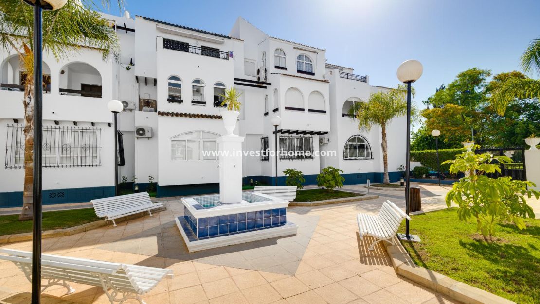 Verkoop - Bungalow - Torrevieja - El Acequión - Los Náufragos