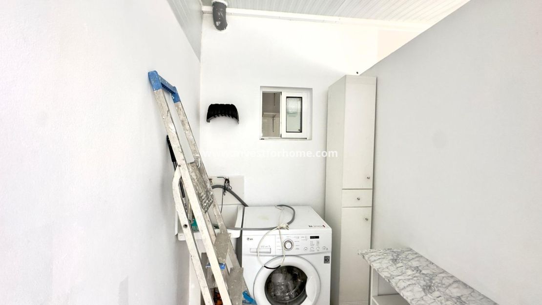 Verkoop - Bungalow - Torrevieja - El Limonar