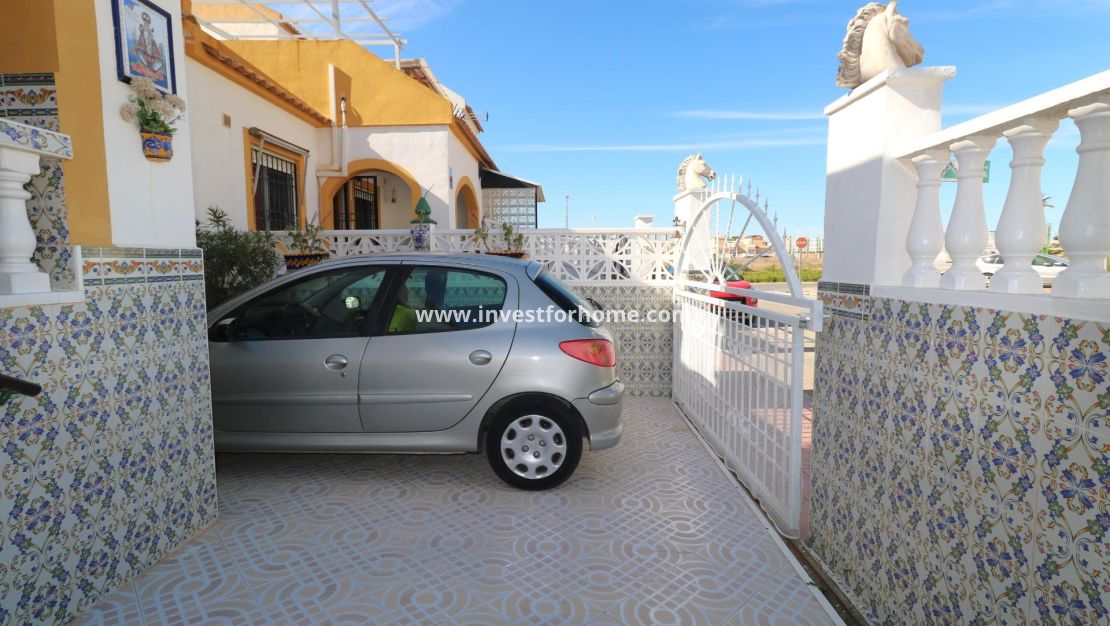 Verkoop - Bungalow - Torrevieja - El Limonar