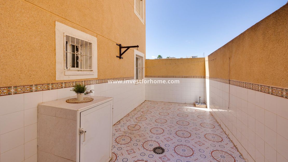 Verkoop - Bungalow - Torrevieja - Nueva Torrevieja - Aguas Nuevas