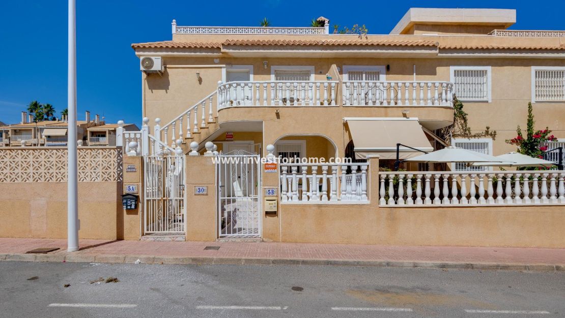 Verkoop - Bungalow - Torrevieja - Nueva Torrevieja - Aguas Nuevas