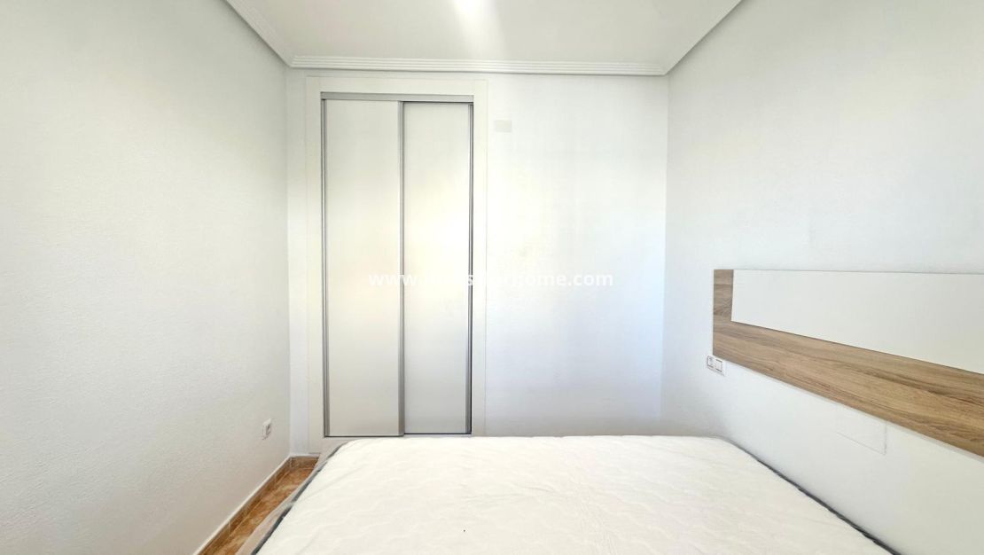 Verkoop - Bungalow - Torrevieja - Playa de los Locos