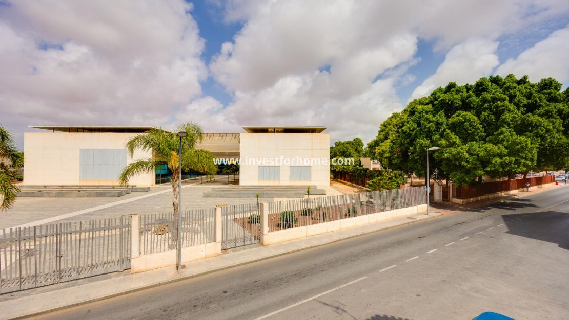 Verkoop - Bungalow - Torrevieja - Playa del Acequión