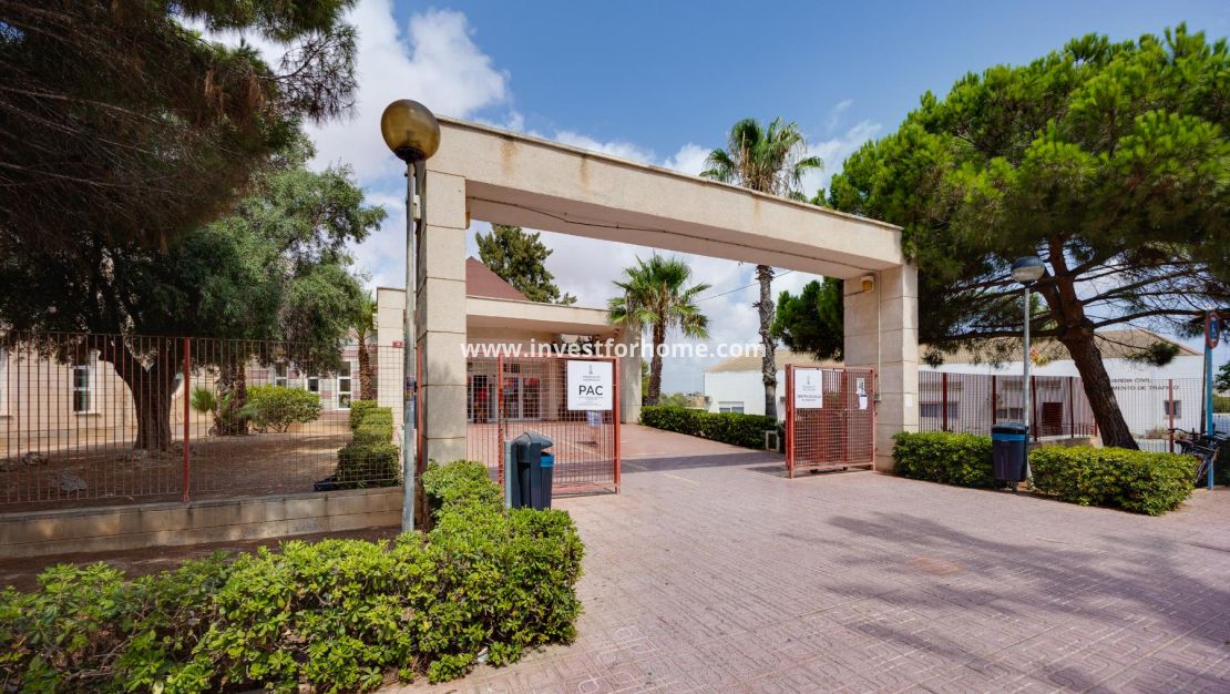 Verkoop - Bungalow - Torrevieja - Playa del Acequión
