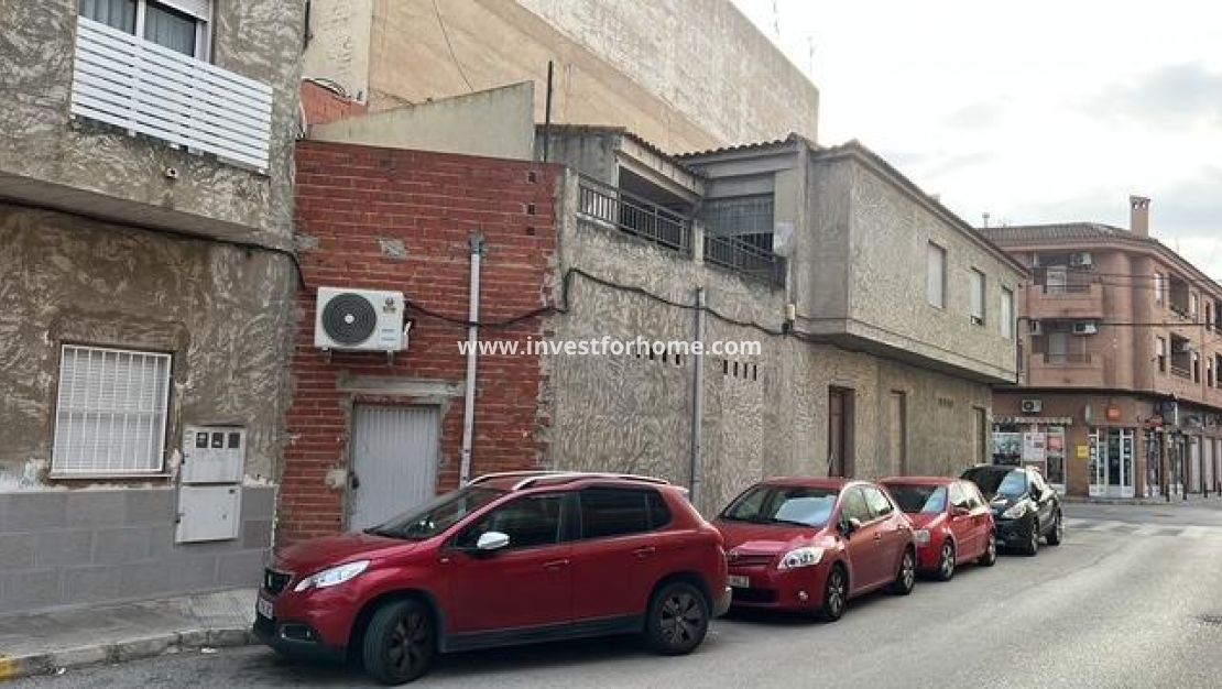 Verkoop - Huis - Catral - Avda Principal