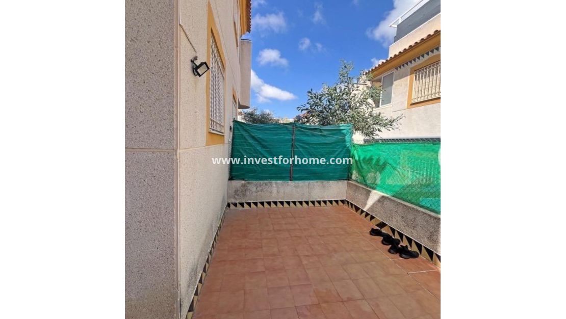 Verkoop - Huis - Guardamar del Segura - El Edén - Los Estaños
