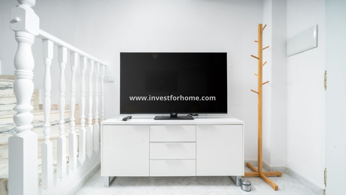 Verkoop - Huis - Orihuela Costa - Los Almendros - La Florida